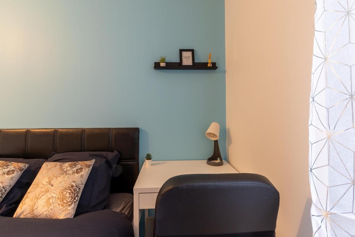 Le Beau Refuge Parisien De Cergy - Parisian Modern Flat At Cergy Panzió Kültér fotó