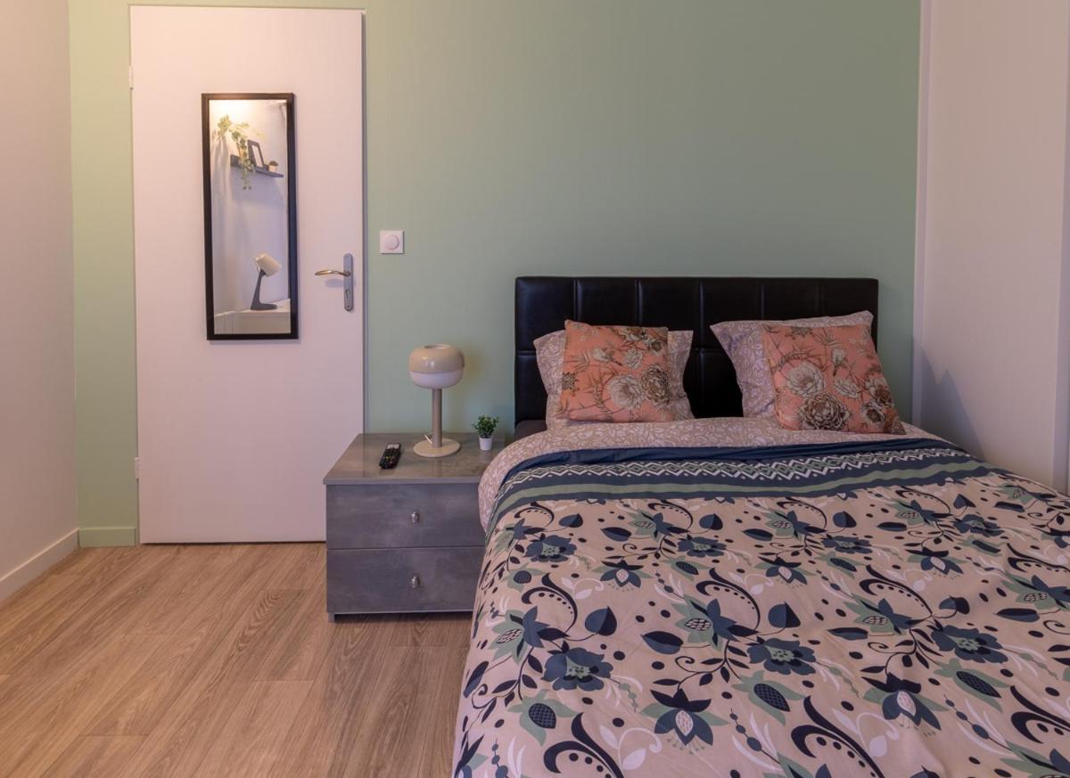 Le Beau Refuge Parisien De Cergy - Parisian Modern Flat At Cergy Panzió Kültér fotó