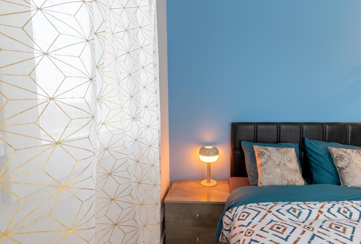 Le Beau Refuge Parisien De Cergy - Parisian Modern Flat At Cergy Panzió Kültér fotó